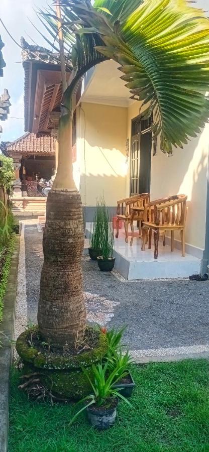 Rindu Homestay Undisan Exterior foto